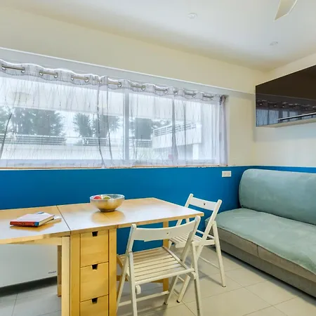 Appartement Pour 3 A *